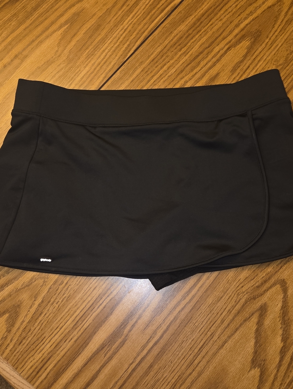 Women's medium Gap Body black skort